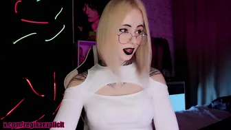 snake_bites recorded nude video 419050