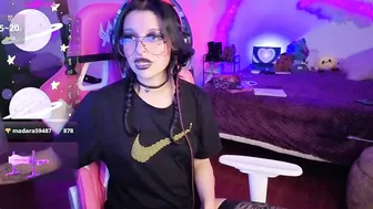 Violetqs (12-05-2025) horny amateur