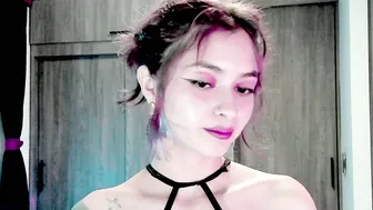 Ephemeral_hot webcam chat 05-Dec-25
