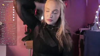 caroline_kiparis chat porn 12-05-2025