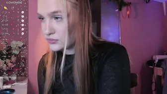 Caroline_kiparis (12-05-2025) sex chat