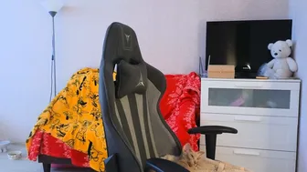 _annieone daddy 02 June 2025