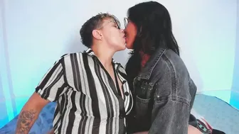 crazy_cakes_ 06/02/2025 lesbian