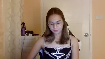 chelly4u69 porn cam 05 December 2025