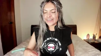 s_u_n_r_i_s_e_e recorded nude video 420395