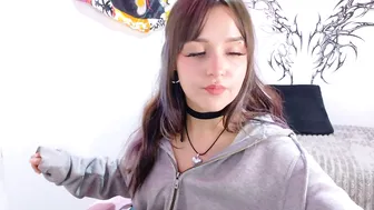 dollmeow cam show - 12-05-2025