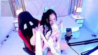 shylysweet squirt 05-Dec-2025