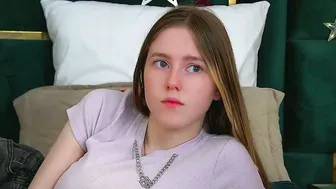 lexireadway shy webcam show