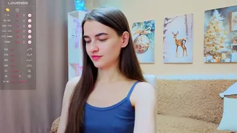 vikiberry nipples (12/05/2025)