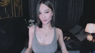 serena_harper asian naked on cam