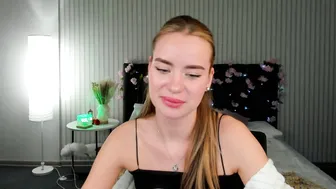 Ameli_povilainn curvy - (12/05/2025)