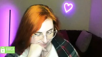 Alicia_side_red 05 December 2025 bigboobs