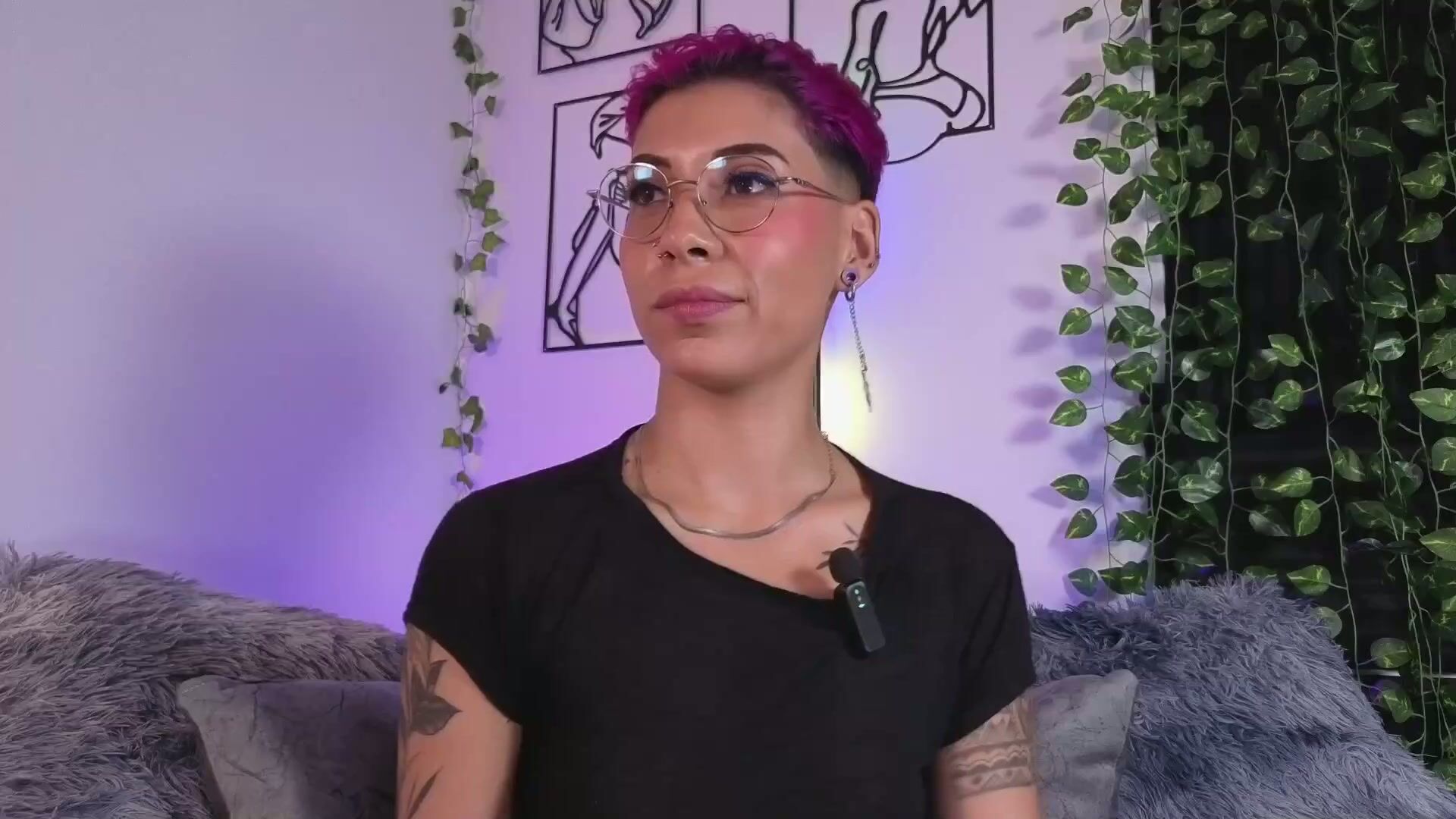 Miamorgann smalltits chat sex