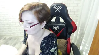 Vikualex69 milf 05-Dec-2025