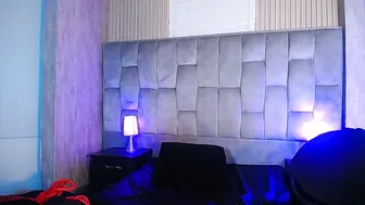 honey_dark 12/05/2025