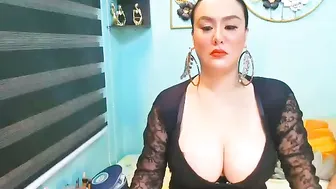 bigcocknloadstits posing on cam 05-Dec-2025