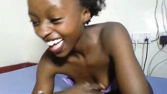 Peachy_ebony sex video 05 December 2025