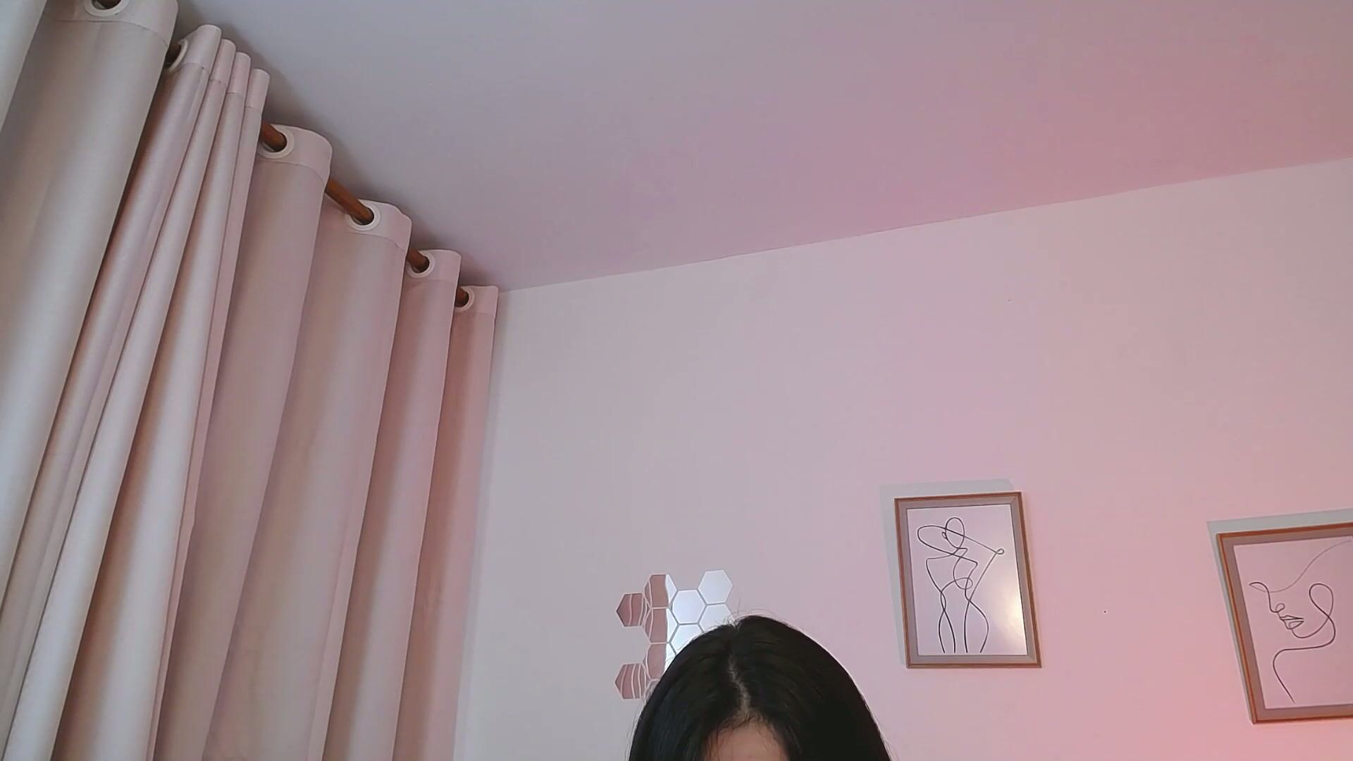 lucy_be 12/06/2025 bigass