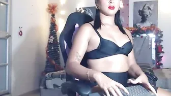 aisha299 babe (12/06/2025)