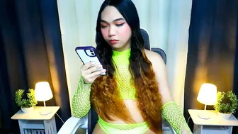 yourgirlzachary live cam show 06-Dec-25