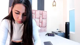 meganadamsss 06-Dec-25