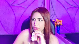 tammysmilee brunette chat porn