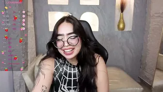 Anni_acker_b 06-Dec-2025 porn chat