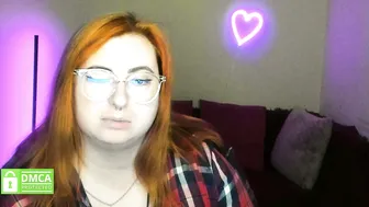 alicia_side_red 06-Dec-25 new