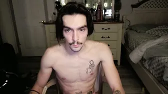 Str8whiteboy21 06 December 2025