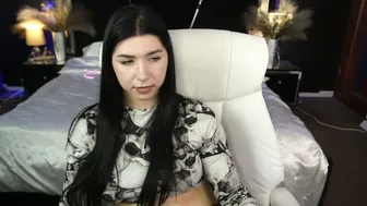 emilycandys (12-06-2025) chat cam porn