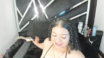 Rubyxht chat sex (12-06-2025)