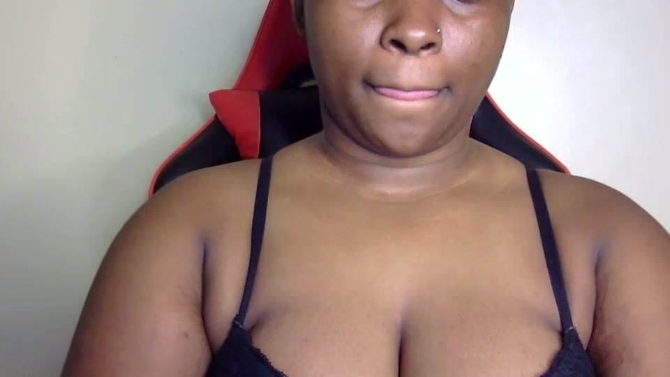 african001 amateur cam show 12/06/2025