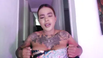 Black_latina1 06-Dec-25
