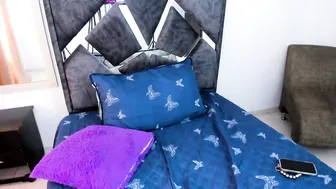 Mia_fox3 porn chat (12/06/2025)