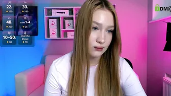 pure_angel1 posing on cam (12-06-2025)