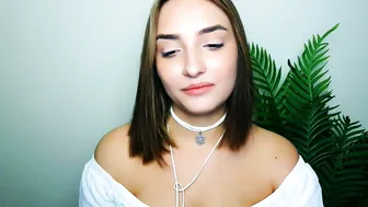 Veryveryshygirl 18 07-Dec-25
