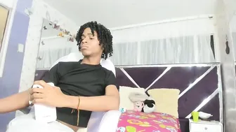 Santy_bigcock_01 07-Dec-2025