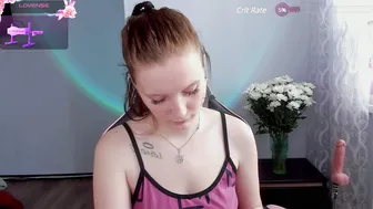 playful_mary hot webcam porn video posing on webcam