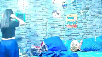 lady_godss findom naked on cam