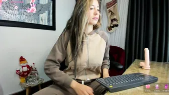 charlote_horny recorded nude video 432301