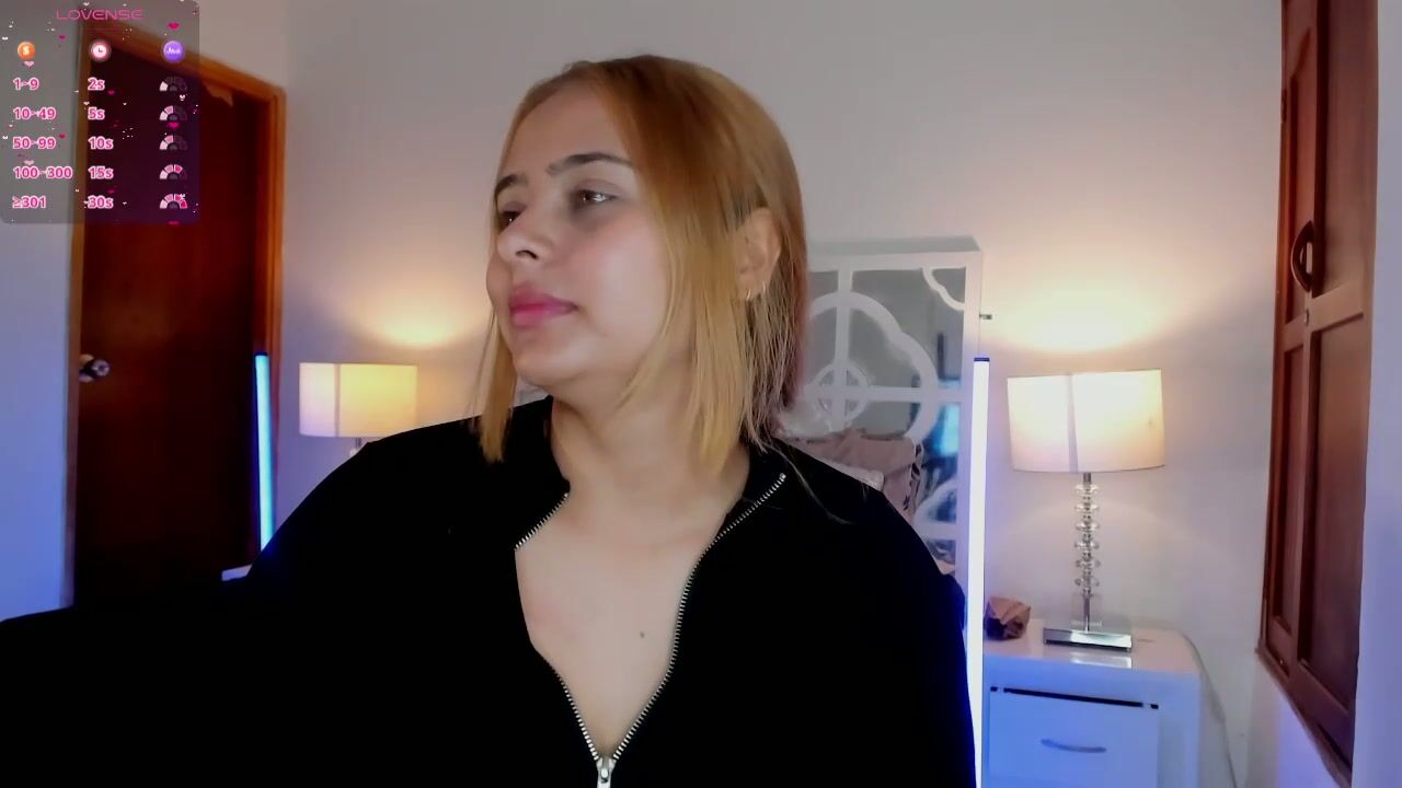 mikaelastonne sex chat 12-07-2025