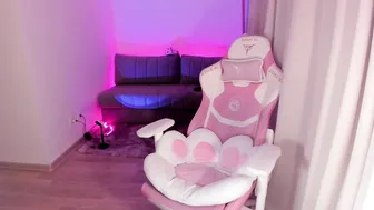 Mnepohhh smalltits - 12-07-2025