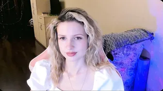 Julie_flores on cam 07 December 2025