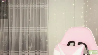 lilyrose1_ 12-08-2025