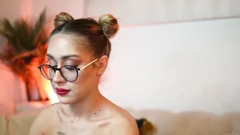 aileenaxa (12/08/2025) hot