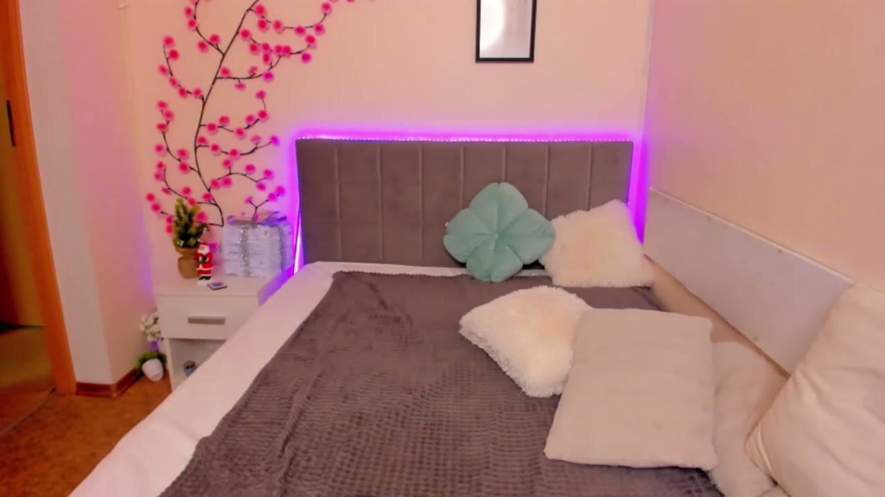 arinawinss cam porn video (12-08-2025)