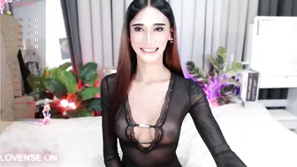 xclassyanisha 12/08/2025 petite