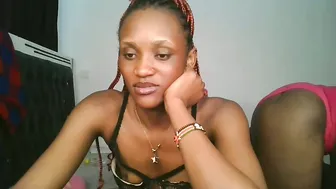 Hottie_chyna (12-08-2025)