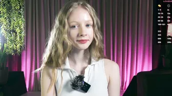 Mia_vebes cam nude 12/08/2025