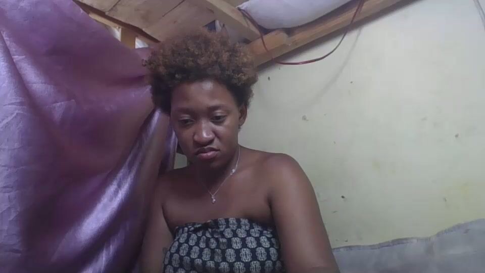 Angevannessa hot cam video - (12-08-2025)